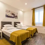 Seabed Rooms2 سبليت
