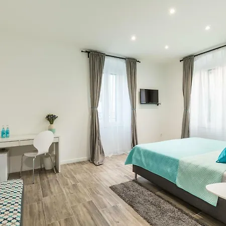 Pensjonat Seabed Rooms2 *