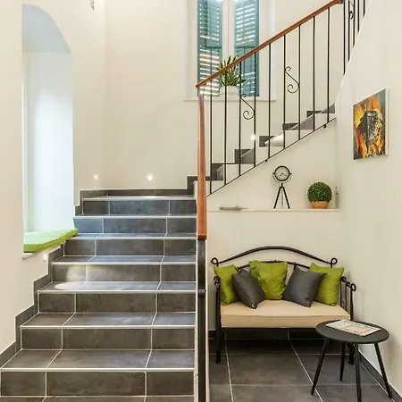 Seabed Rooms2 Gæstehus 4*